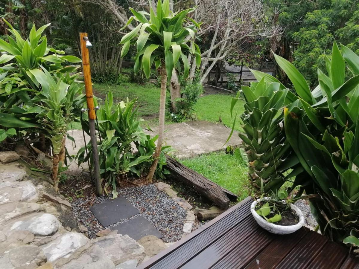 Ikaya Accommodation Psj Port Saint John's Bagian luar foto