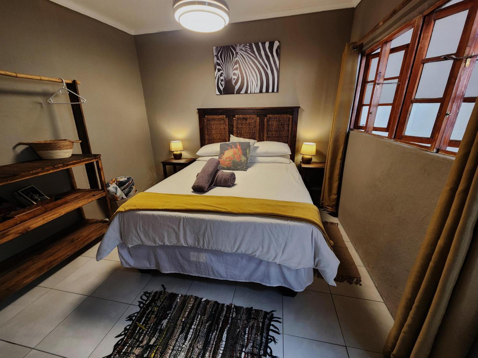 Ikaya Accommodation Psj Port Saint John's Bagian luar foto